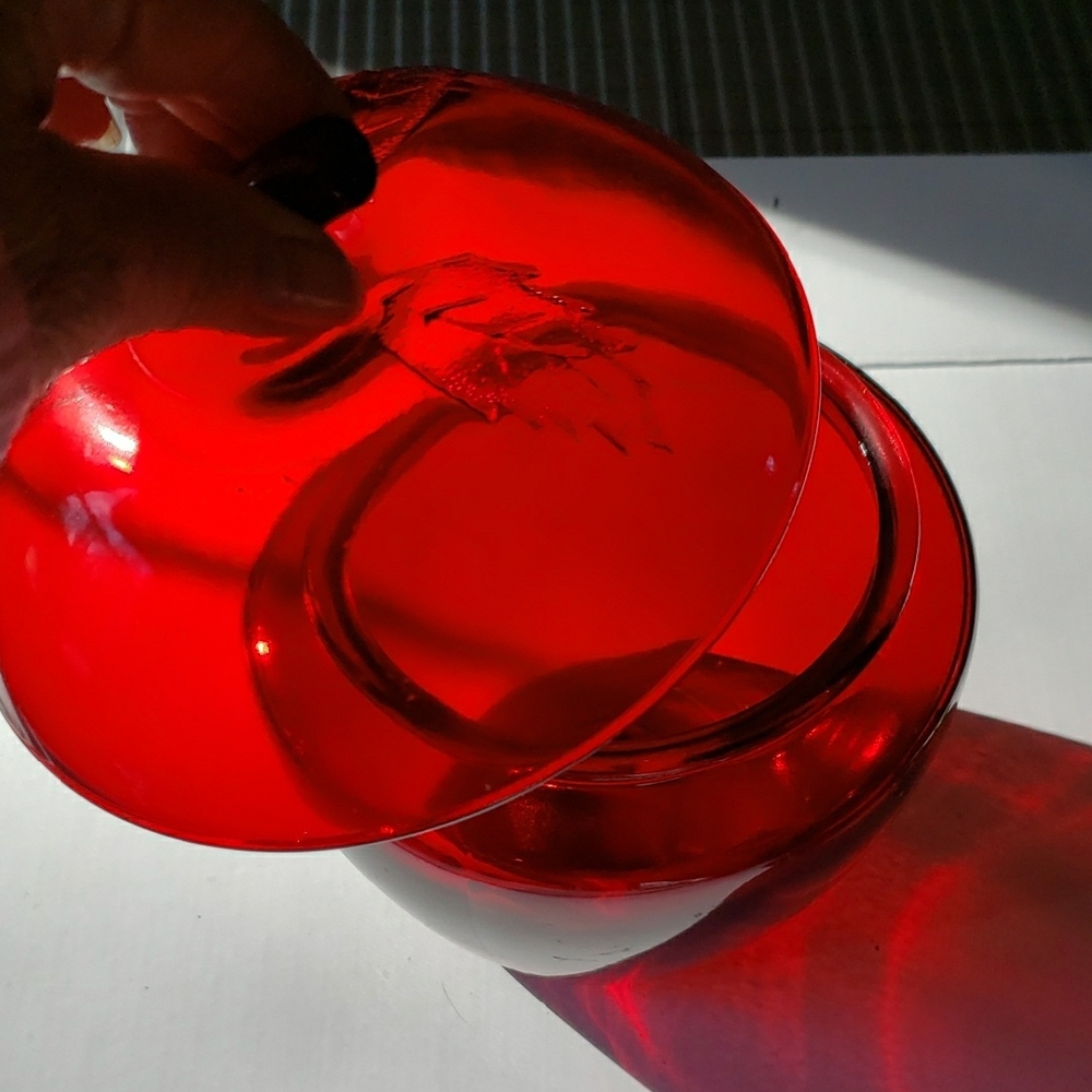 Anchor Hocking Ruby Red Glass Apple Container - Picture 4 of 5